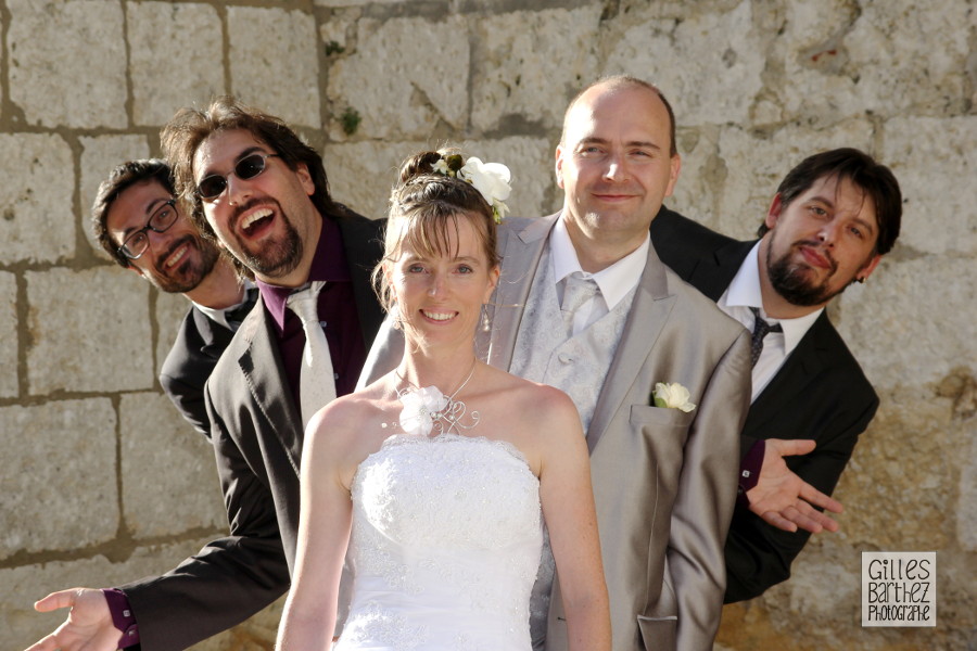 photo de groupe originale témoins copains rigolade magnac touvre royan charente maritime